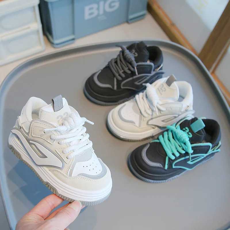 Childrens Sports Shoes Breathable Soft Bottom Casual Board Shoes Boys and Girls Fashion White Shoes Non-slip Baby Bread Shoes XJ250712