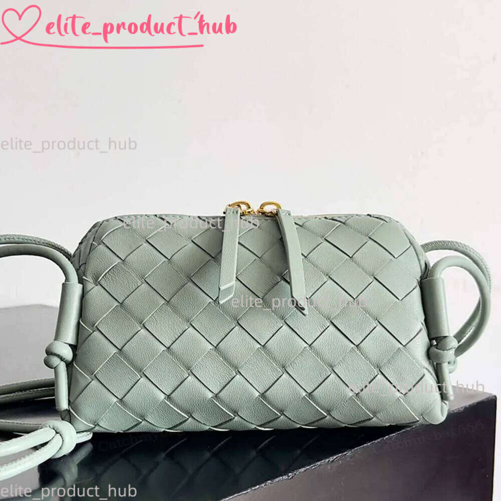 Top Bottegaventas 5A Concert Pouch Designer Soft Lambskin Gold Finish Shoulder Zip Closure Crossbody Bag Strap Handbag Women Casual Shopping Purse C57