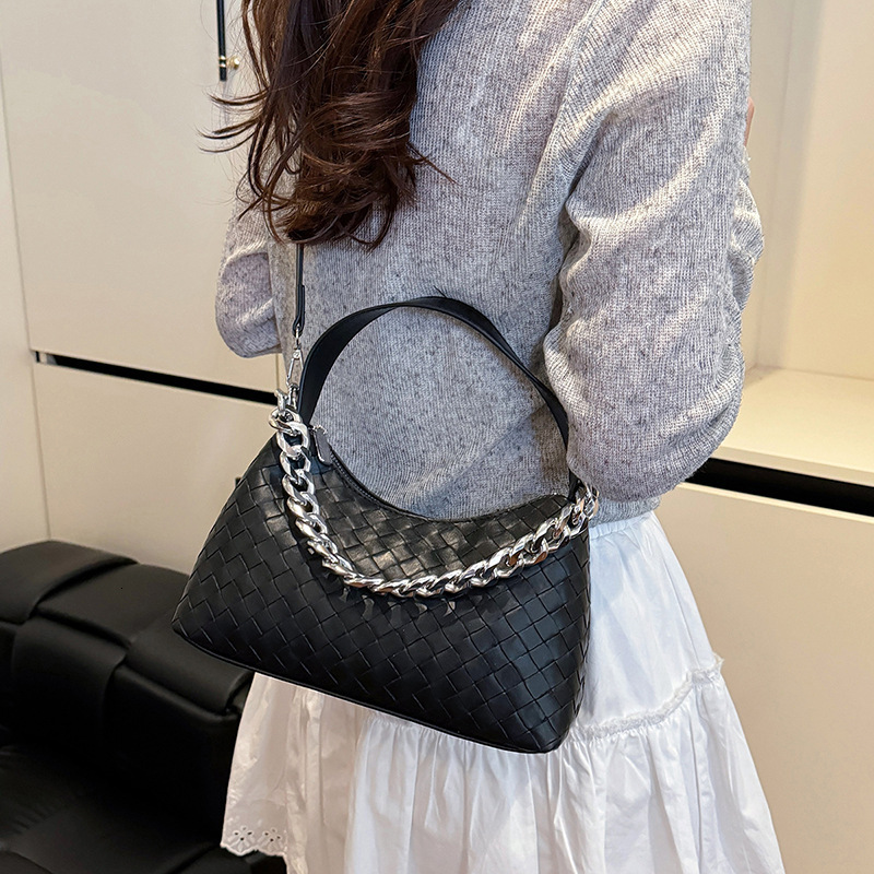 Luxury Brand Designer Bag 2025 New Cross-Border Women's Bag Handheld Crossbody Bag Internet Celebrity Stylish Pillow Bag Woven Chain Single Shoul