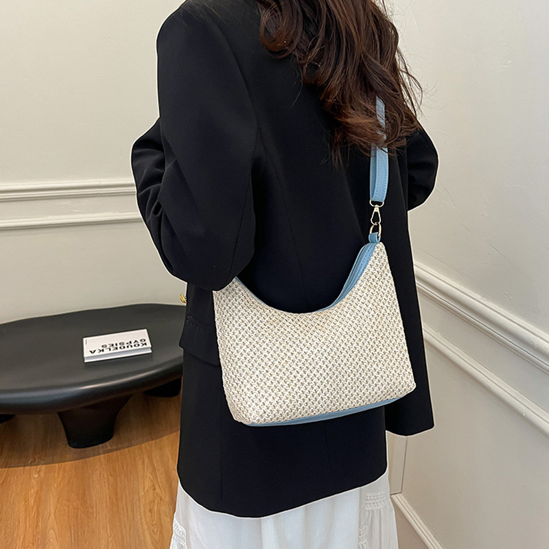 New Women's Straw Woven Dumpling Bag High-end Feel Casual Vacation Beach Underarm Bag Handmade Crossbody Bag Fashion