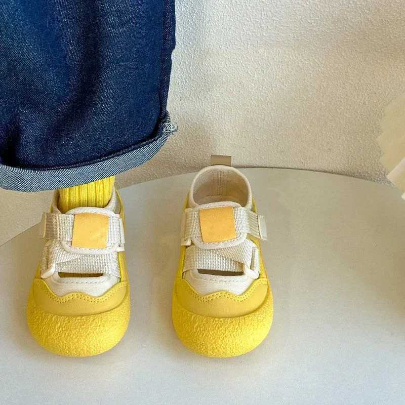 Kids Skate Shoes Candy Color Closed Toe Girls Casual Shoes Anti-kick 2025 New Boys Flat Shoes Non-slip Soft Sole Trendy XJ250712