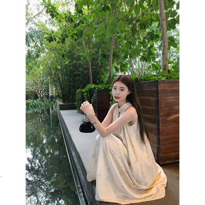 Elegant Sleeveless Women's Summer Gentle Vacation Style Age-Reducing Mid-Length Lace Crochet Tank Dress B5