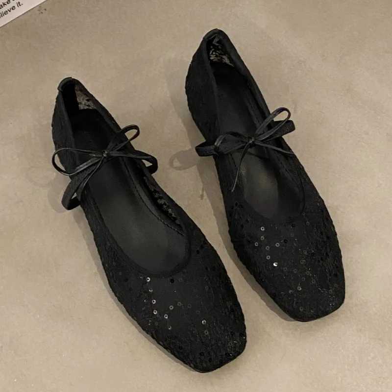 Spring New Flat Shoes for Women Square Head Shallow Mouth Mesh Fabric Embroidery Butterfly Knot Soft Sole Single Shoes XJ250712