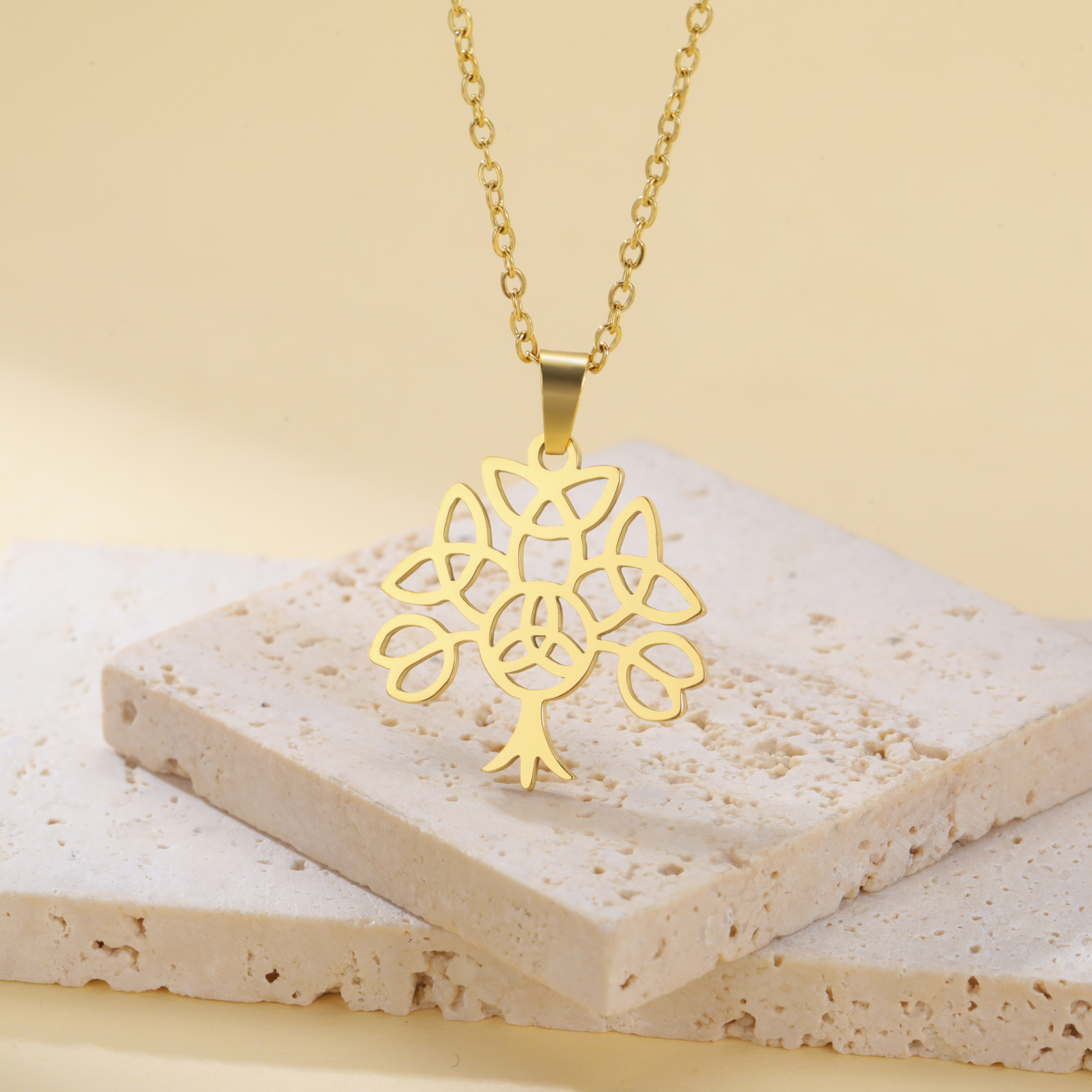 Pendants Lucktune Celtics Knot Triquetra Pendent Necklace Vintage Stainless Steel Irish Lucky Women Jewelry Power Of Tree Symbol