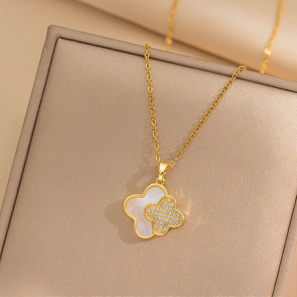 New Luxury Jewelry Designer Necklace for women Double four leaf Clover necklace Full Diamond moissanite chain Gold Silver Zircon Flower High end Neckl
