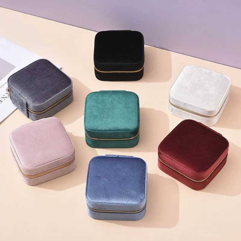 Plush Velvet Jewelry Box for Women Geometric Square Jewelry Storage Case Necklace Ring Earrings Travel Portable Zipper Boxes Z250712