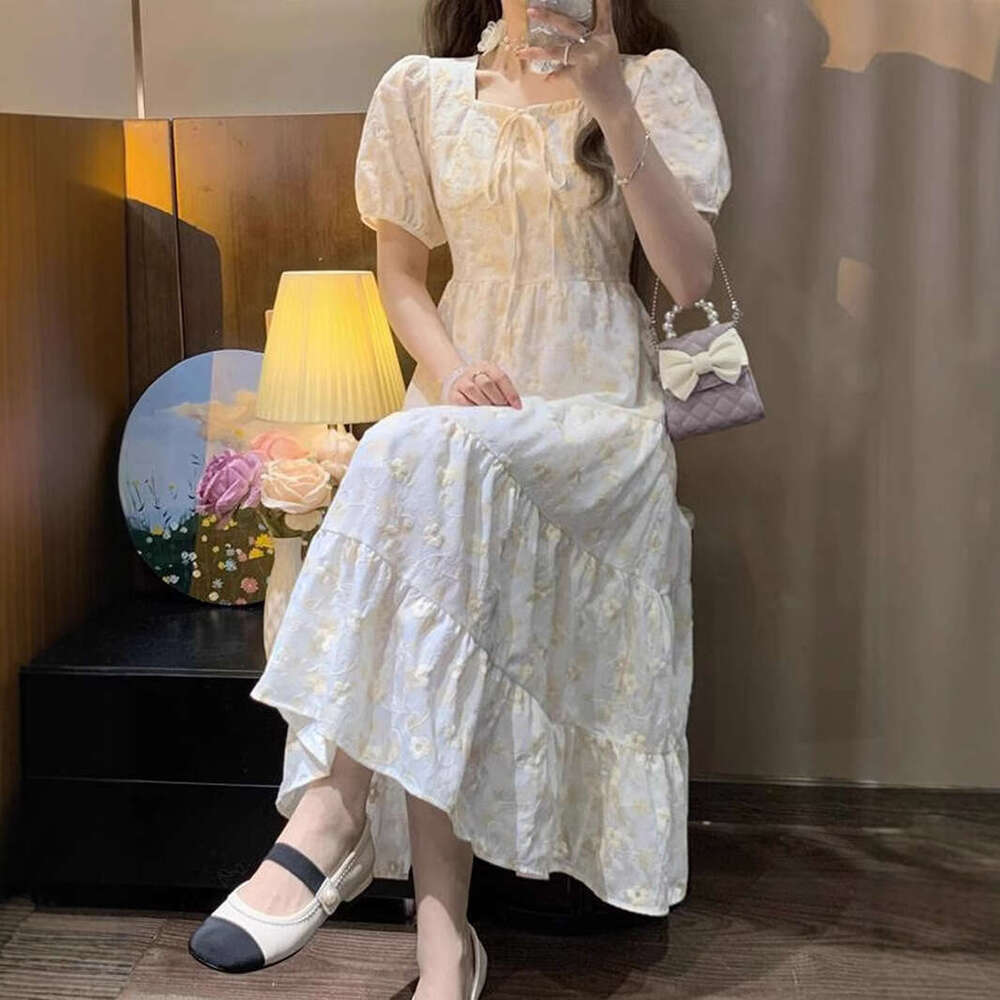 French Apricot Floral For Women Summer New Gentle Style Petite High-End Waist-Cinching Long Dress B5
