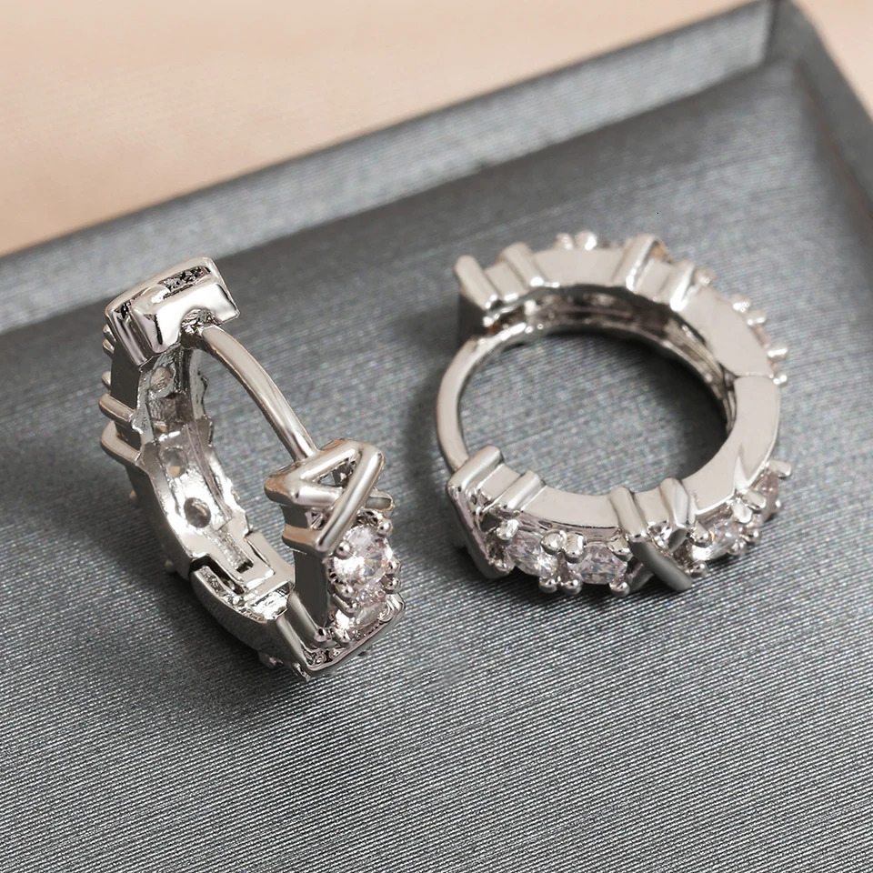 Hip Hop Round Hoop Earrings For Men Crystal Cubic Zirconia Fashion Versatile Male Jewelry Trend Circle Earring Gift 250708