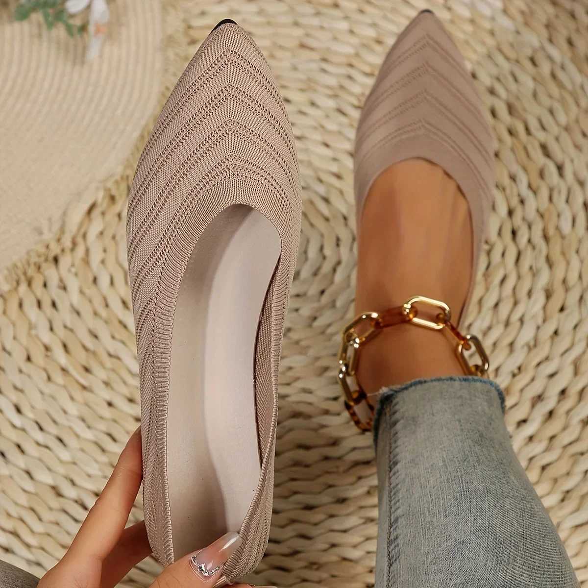 Womens Pointed Toe Flat Shoes Solid Color Knitted Slip On Shoes Casual Breathable Ballet Flats Women Flat Shoes Loafers Women XJ250712