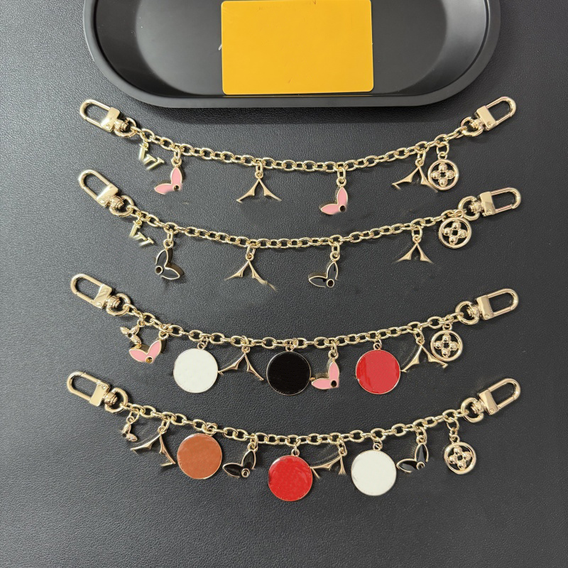 Luxury keychain designer adjustable keyring for women plated gold metal buckle key chain bag charm accessories letters flower printing top quality sh0381
