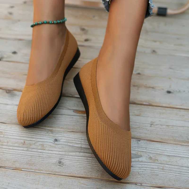 Elastic Knitting Flats Slip Shoes for Women Summer Breathable Soft Loafers Woman Lightweight Casual Shoes MomXJ250712