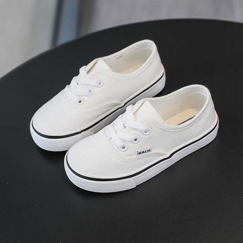 New Spring and Fall Childrens Canvas Shoes Girls Small White Shoes Summer New Breathable Baby Cloth Shoes Board Shoes Boys Shoes XJ250712