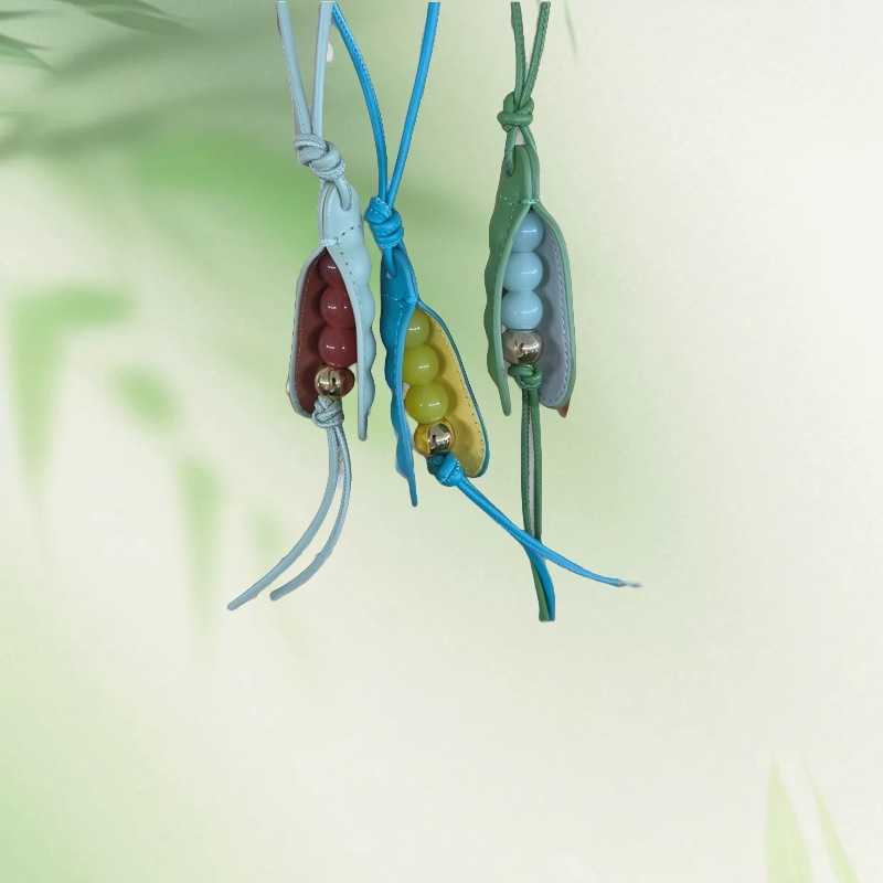 Sheepskin Bag Pendant Handmade Pea Pod Design Trendy Car Bag Charm cessory L250928N963