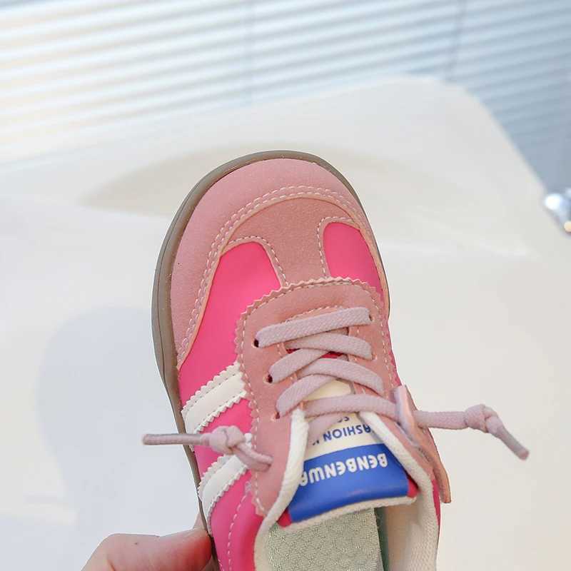 Childrens Sports Board Shoes Spring and Autumn New Shoes Boys Velvet Shoes Korean Version Girls Fashion Shoes Childrens Shoe XJ250712