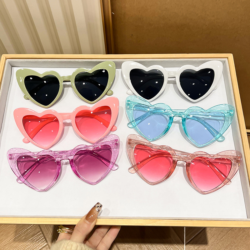 Designer Luxury Glasses, Heart-shaped Sunglasses, Heart-shaped Birthday Photos, Funny, Unconventional And Fashionable Sunglasses