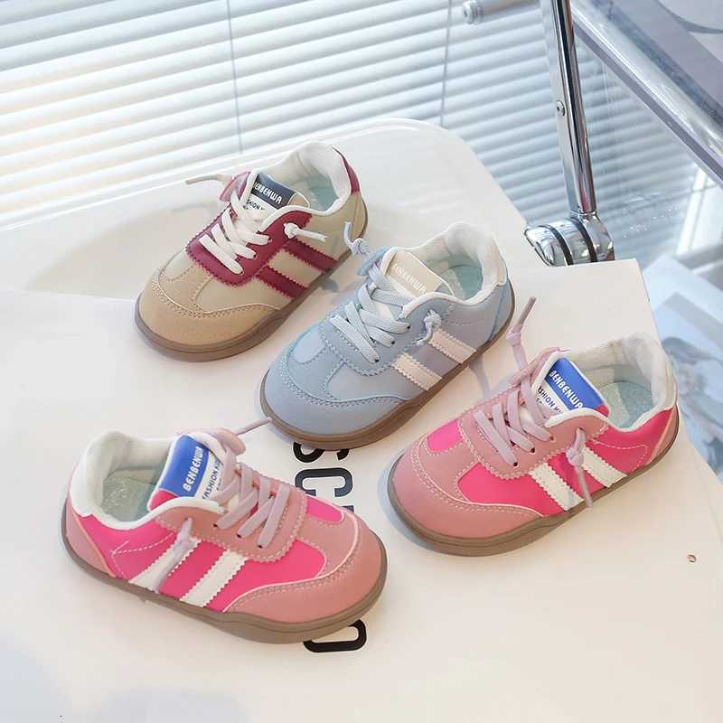 Childrens Sports Board Shoes Spring and Autumn New Shoes Boys Velvet Shoes Korean Version Girls Fashion Shoes Childrens Shoe XJ250712