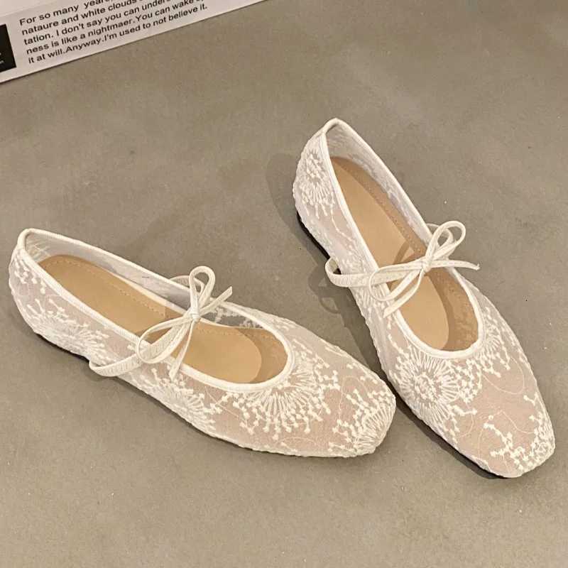 Spring New Flat Shoes for Women Square Head Shallow Mouth Mesh Fabric Embroidery Butterfly Knot Soft Sole Single Shoes XJ250712