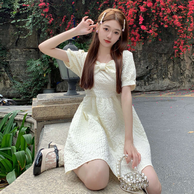 High-End Waist-Cinching Elegant Mid-Length Summer New French Style Slim Sweet Fresh Square Neck Dress For Women B5