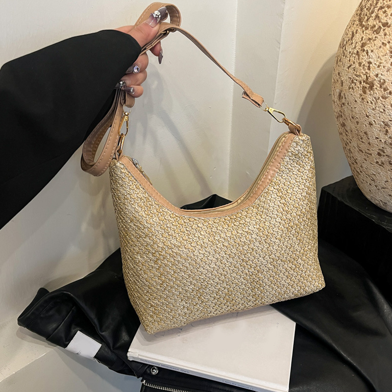 New Women's Straw Woven Dumpling Bag High-end Feel Casual Vacation Beach Underarm Bag Handmade Crossbody Bag Fashion
