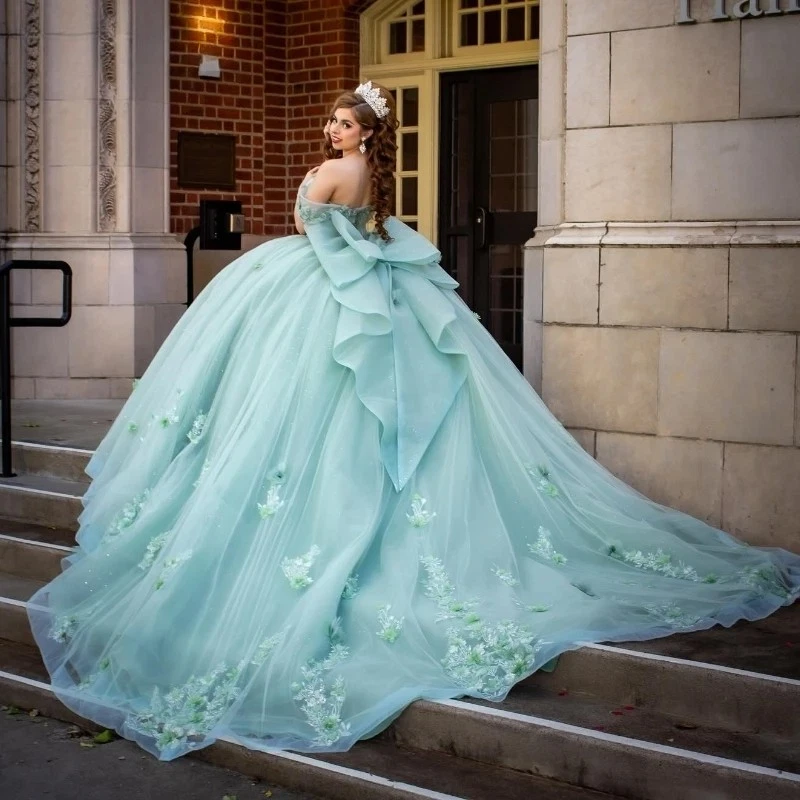 Mint Green Princess Quinceanera Dresses 3D Floral Appliques Bow Back Beaded Ball Gowns Sweet 15 16 Dress Prom Party Boutique Special Occasion Wear