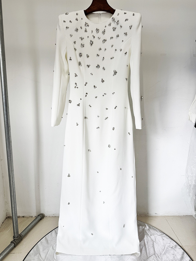 B966-Long-sleeved jacquard nightdress simple style pure black style nightdress
