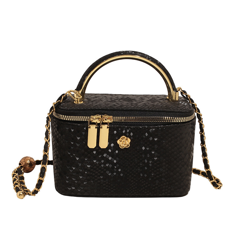 Luxury Brand Designer Bag Fashionable Small Bag For Women New High-Quality Texture Niche Handheld Box Mini Lipstick Stylish Crossbody Bag Large And Sm