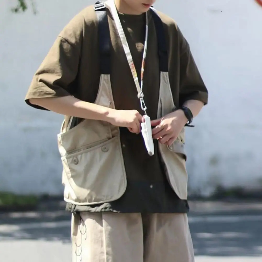 Chest Bag Vest HipHop Style Adjustable Straps n Multi Big Pockets Men Waistcoat Street Unisex Sports Streetwear 250707