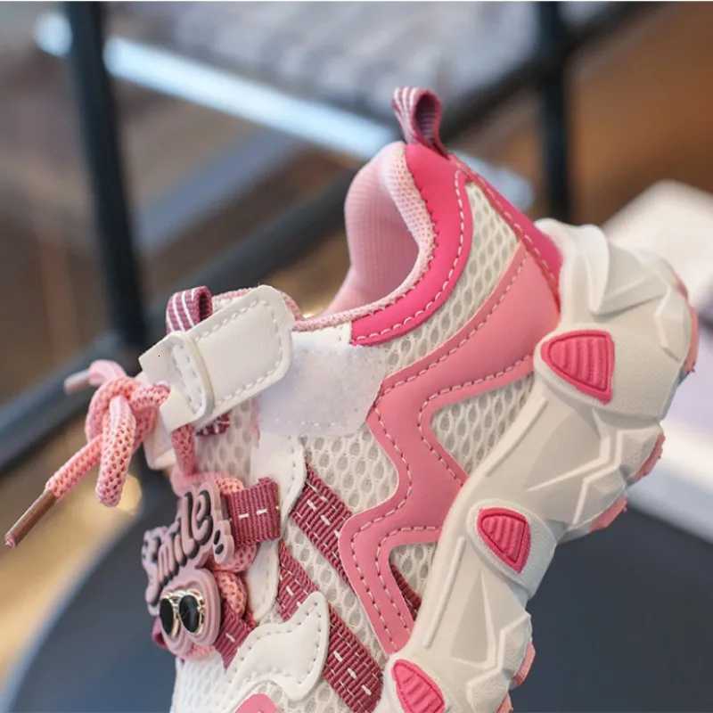 2025 Spring Autumn New Childrens Sports Shoes Breathable Mesh Shoes for Girls and Boys Soft Sole Slip-On Casual Shoes XJ250712