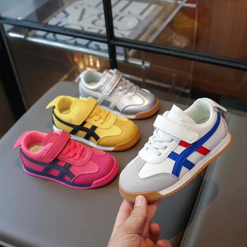 2025 Spring Autumn New Style Childrens Forrest Gump Shoes Girls Fashion Versatile Casual Shoes Boys Soft Soled Sports Shoes XJ250712