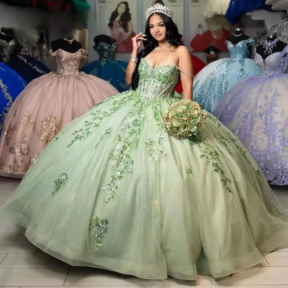 Glitter Sequins Quinceanera Dresses Lace Applique Light Green Sweetheart Ball Gown Princess Sweet 16 Dress With Bow Back Spaghetti Straps