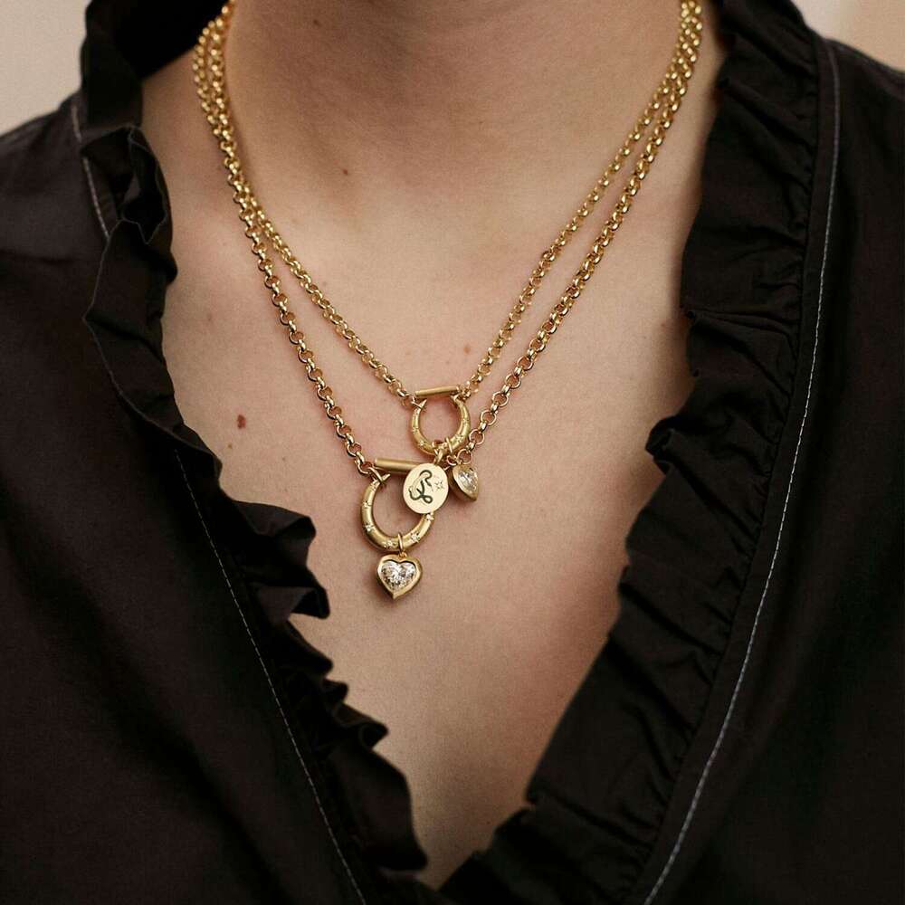Luxury jewelry designer bracelet necklace stainless steel fashionable heart horseshoe inlaid zirconium chain bracelet electroplated 18K gold color Not