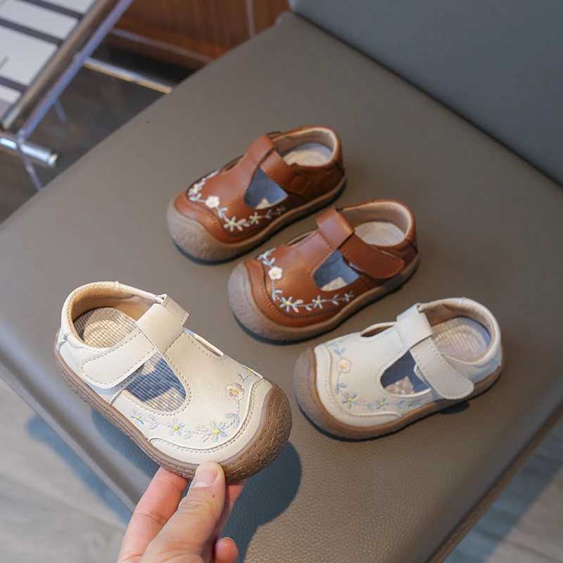 children fashion girls casual shoes T-Strap cute embroidery round-toe non-slip cute princess moccasin shoes with drop shipping XJ250712
