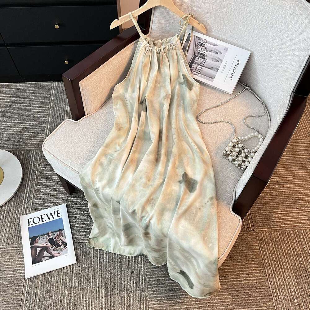 New Chinese Sleeveless Gradient Print Halter Women's Summer Beach Romantic Vacation Style Elegant Long Dress B5