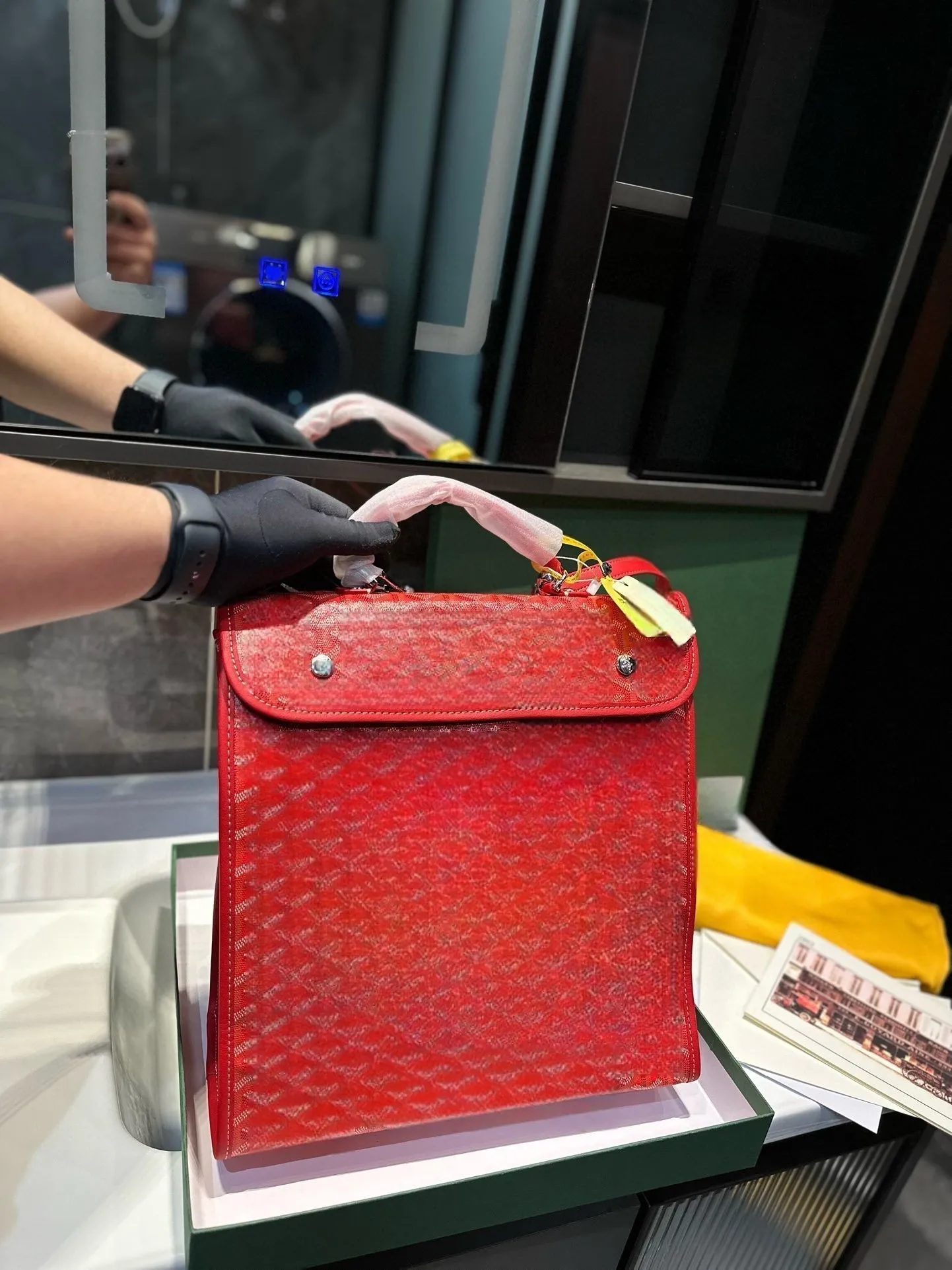 2025 Designer Bag Fashion Casual Backpack Cisalpin large capacity presbyopia backpack laptop bag dog tooth printing Travel bags 123