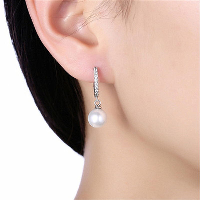 Elegant Design White Pearl Dangel Earrings for Women 18K Real Gold Silver Plated Crystal Clip On Earrings Diamond Dangle Earrings Wedding Jewelry Gift