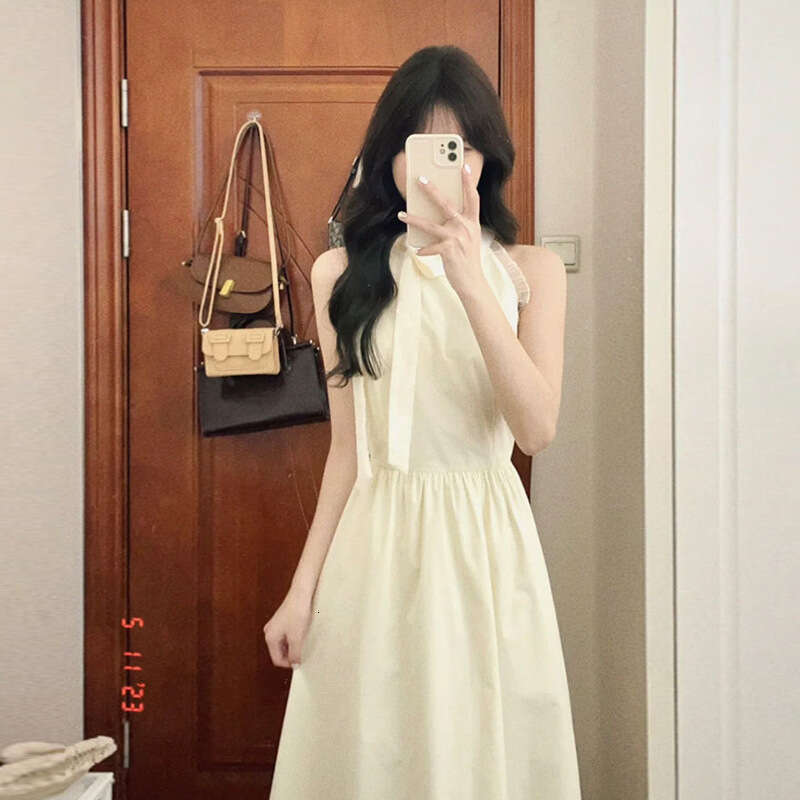 French Romantic Halter Summer First Love Sleeveless Beach A-Line Waist-Cinching Long Dress For Women B5