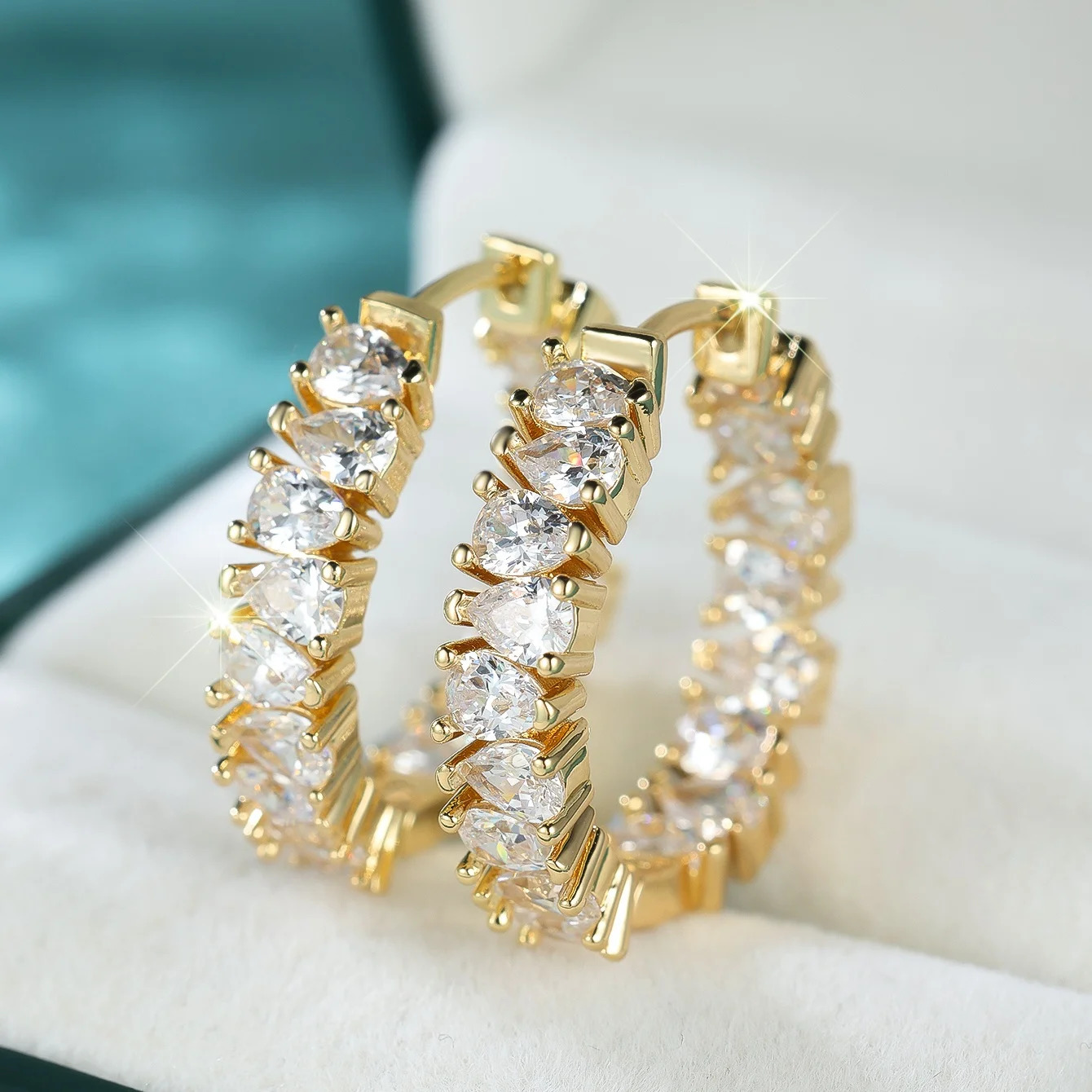 Cute Female White Zircon Stone Round Hoop Earrings Vintage Fashion Gold Silver Color Wedding Jewelry For Women 250708