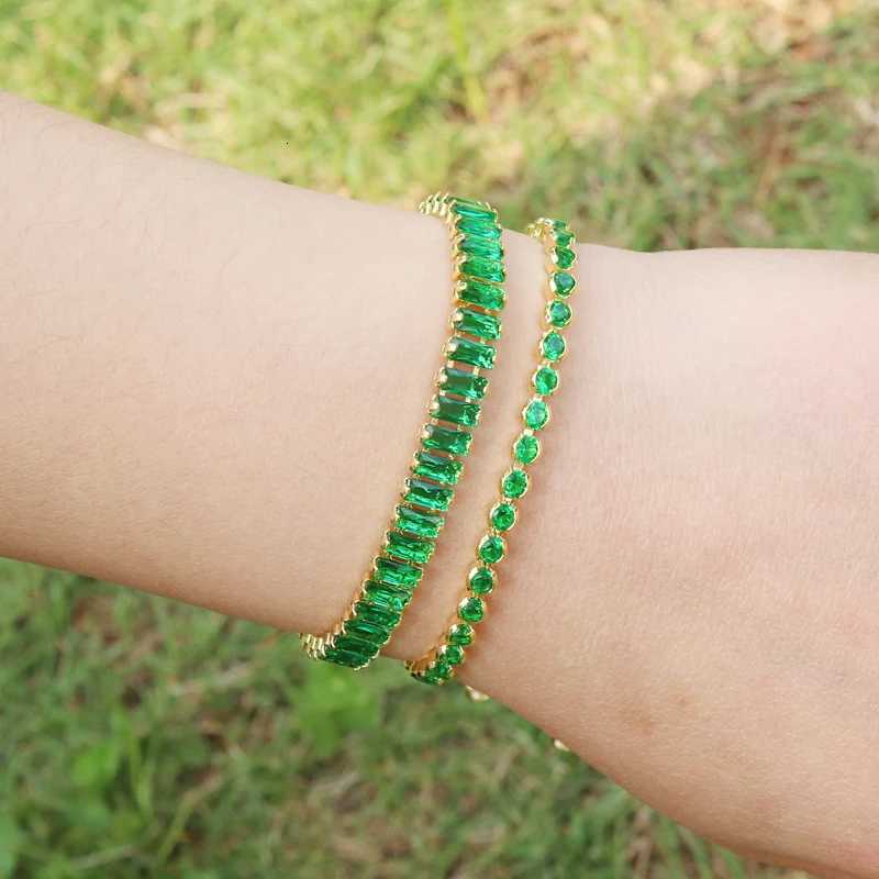 New Trendy Emerald Cubic Zirconia Jewelry 18K Gold Plated Charm Green CZ Crystal Tennis Female s Bangles for Women Gift Z250711