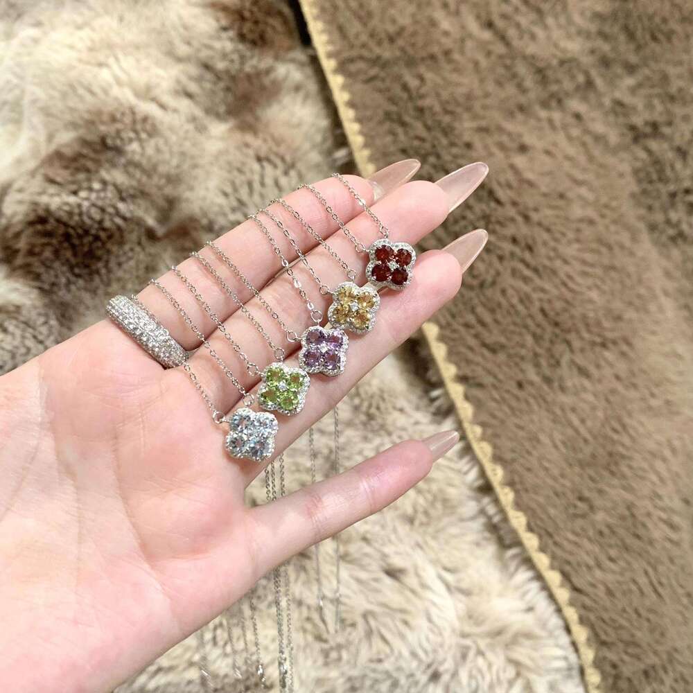 New Hot luxury jewelry designer necklace rainbow clover chain women's high-end flower collarbone chain Gemstone necklace diamond necklace daily p