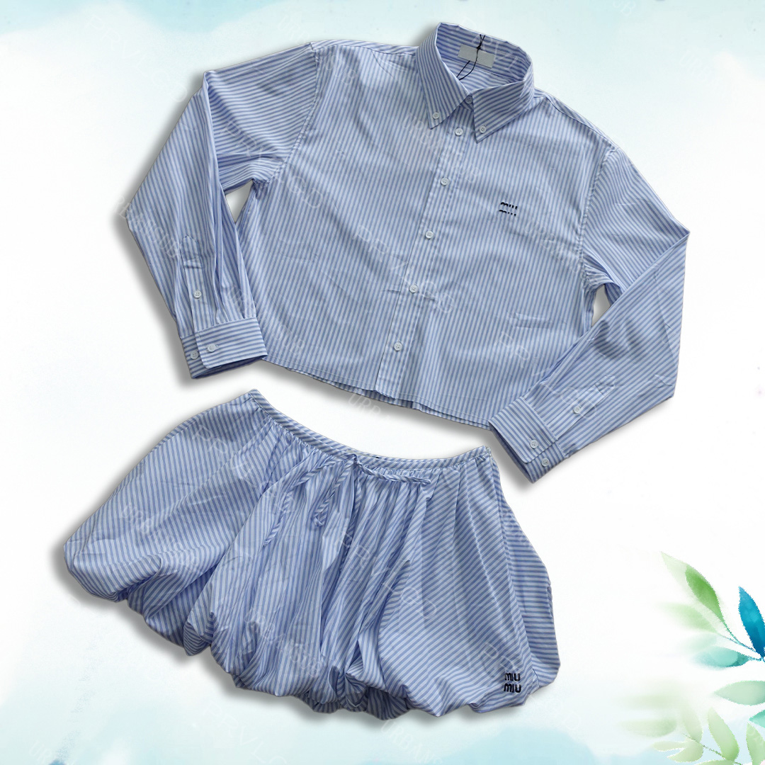 Elegant Woman Ensem… - image