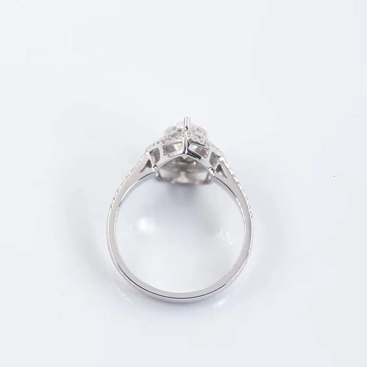 Yu Ying Custom 14K White Gold Engagement Ring With 1.0ct Pear Moissanite Diamond Wedding Ring Jewelry for Women - view 4