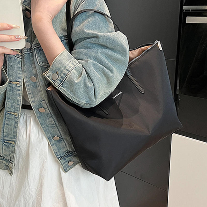 Large Capacity Waterproof Commuter Tote Bag Design Women's Handbag French Style Horizontal L Shape Shopping Ba