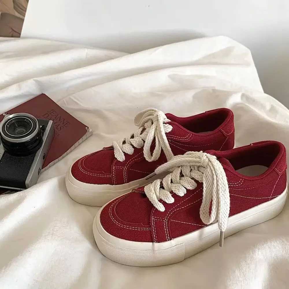 Flat Womens Canvas Shoes Comfortable and Elegant Korean Casual Vulcanized Shoe Deals Offers Cheap Fi 2025 Ladies Footwear XJ250712