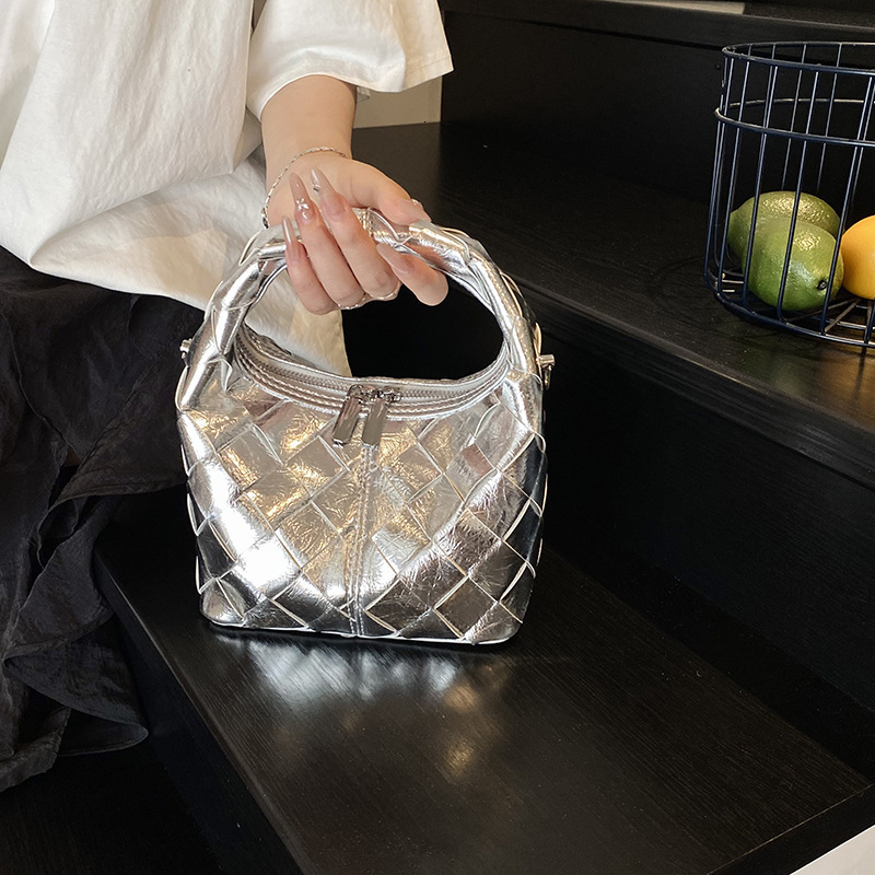 Luxury Brand Designer Bag High-End Niche Woven Handbag For Women 2025 Summer Elegant Quilted Versatile Office Commute Crossbody Bag Trend