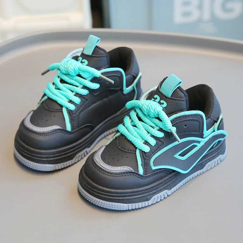 Childrens Sports Shoes Breathable Soft Bottom Casual Board Shoes Boys and Girls Fashion White Shoes Non-slip Baby Bread Shoes XJ250712