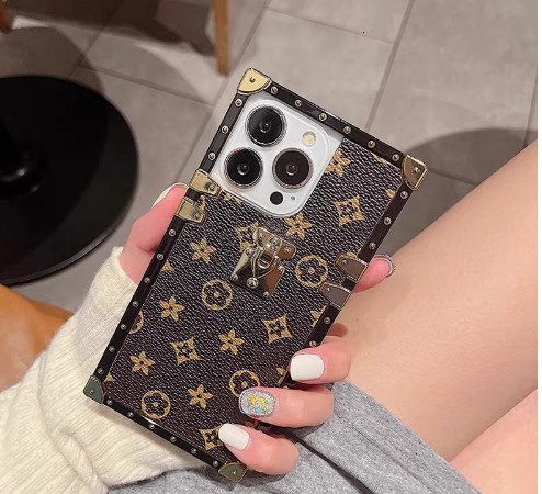 Leather Phone Case for iPhone Android Full Protection Unisex Square Bumper European and American Style Luxury Fashion Anti-Scratch 250712