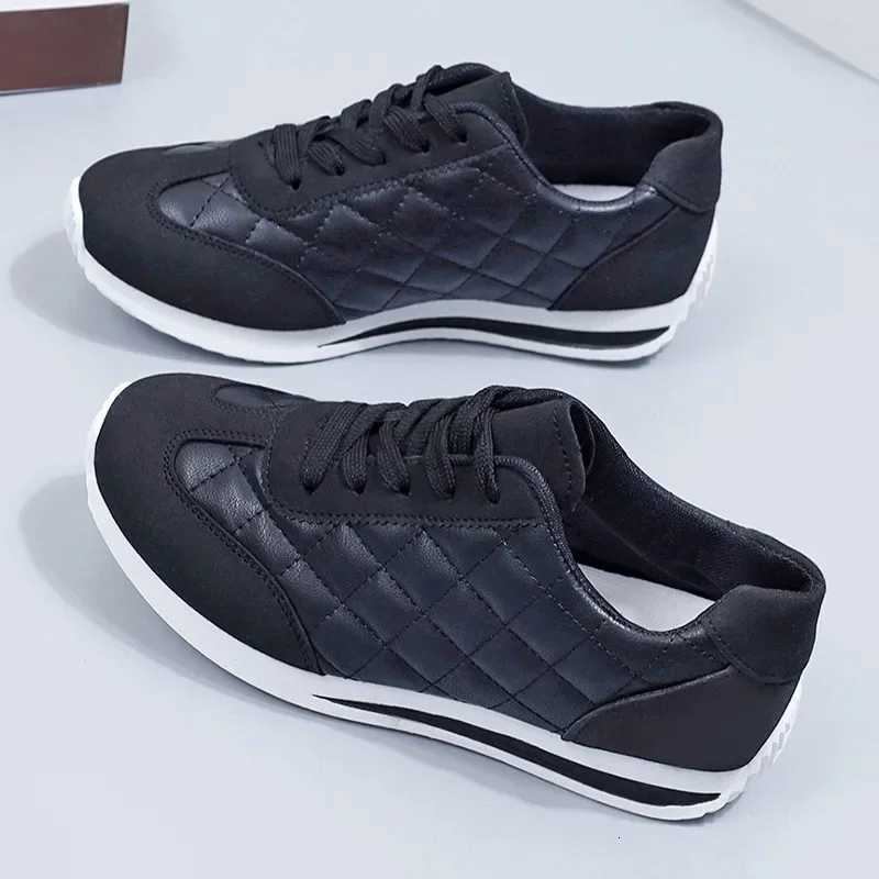 Summer Women Shoes Casual Walking Flat Lace Up Leather High Quality Sneakers Fi Wild Flat-bottomed Loafers Women Sneakers XJ250712