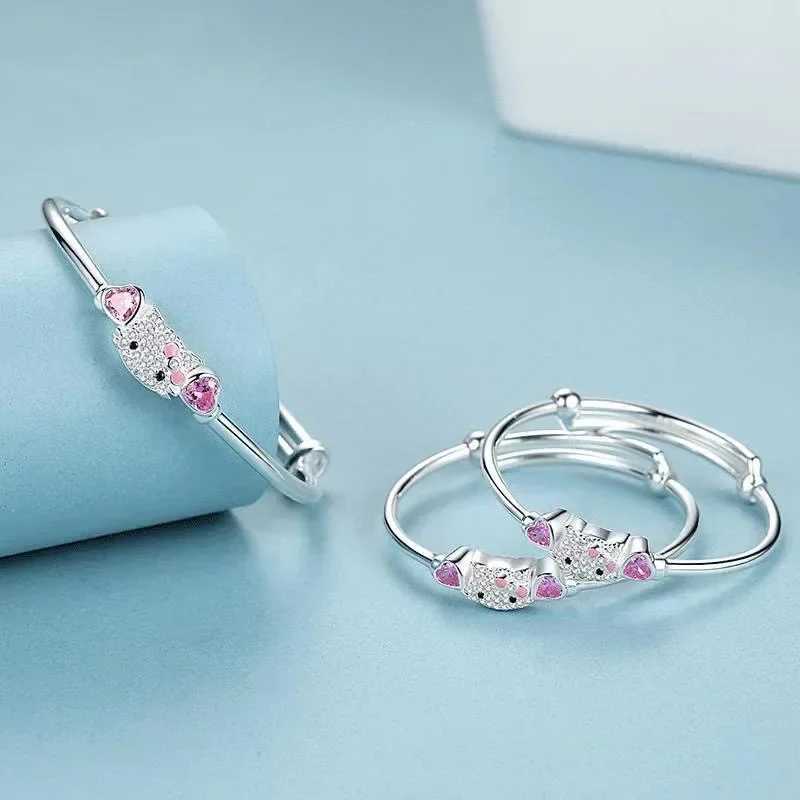 Sanrio Hello Kitty Necklace Sanrio Anime Character Pink Peach Heart Crystal Cat Push-Pull Bracelet Pendant Couple Decoration Girl Gift w250716