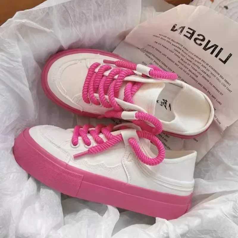 2024 Autumn New White Canvas Shoes Breathable and Comfortable Platform Outdoor Leisure Sports Shoes XJ250712