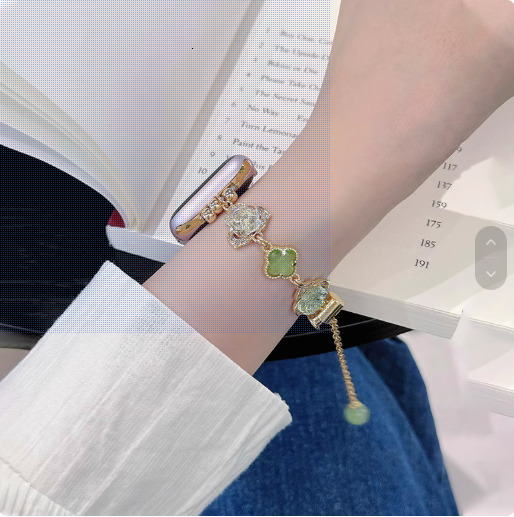 Suitable for strap watch with lucky clover flower SE bracelet type summer metal chain watch women's summer bracelet 250712